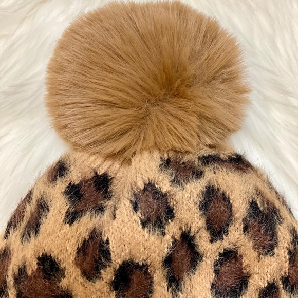 Cheetah Print Pom Pom Soft Acrylic Beanie - Picture 5 of 7
